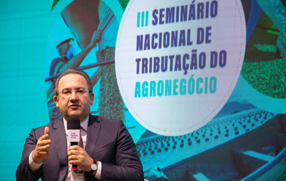 Dr. Robson Maia Lins - Advogado e Doutor em Direito Tributário pela PUC/SP