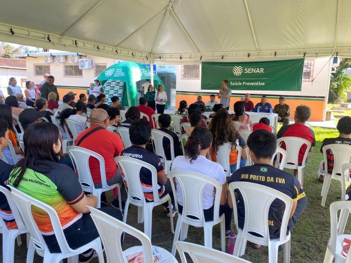 Senar Amazonas leva saúde e conhecimento ao homem e mulher do campo em Rio Preto da Eva