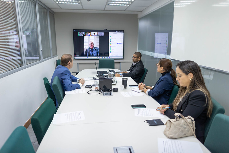 Reunião foi realizada no formato híbrido.