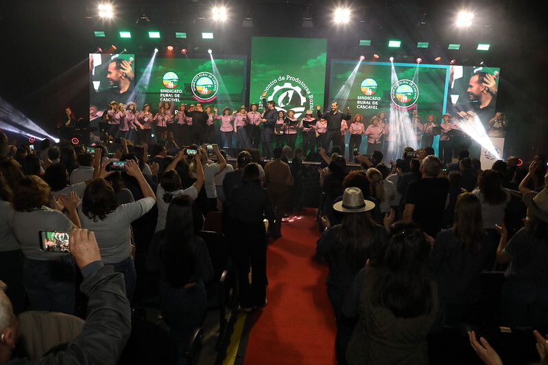Com apoio do Sistema FAEP, evento reúne 1,5 mil mulheres em Cascavel