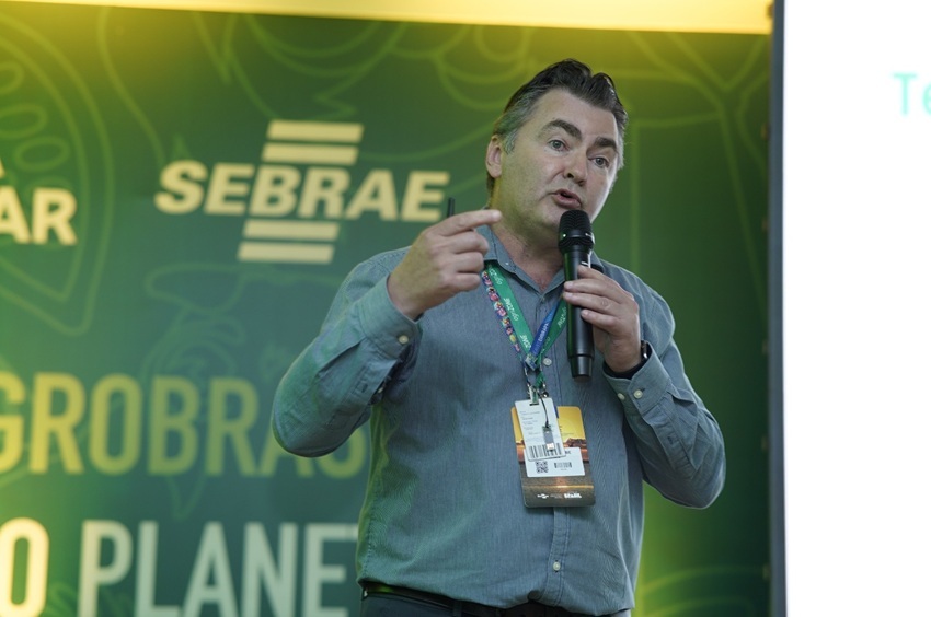 COP 30: Sistema CNA/Senar debate avanços na produção de aves e suínos na Agrizone