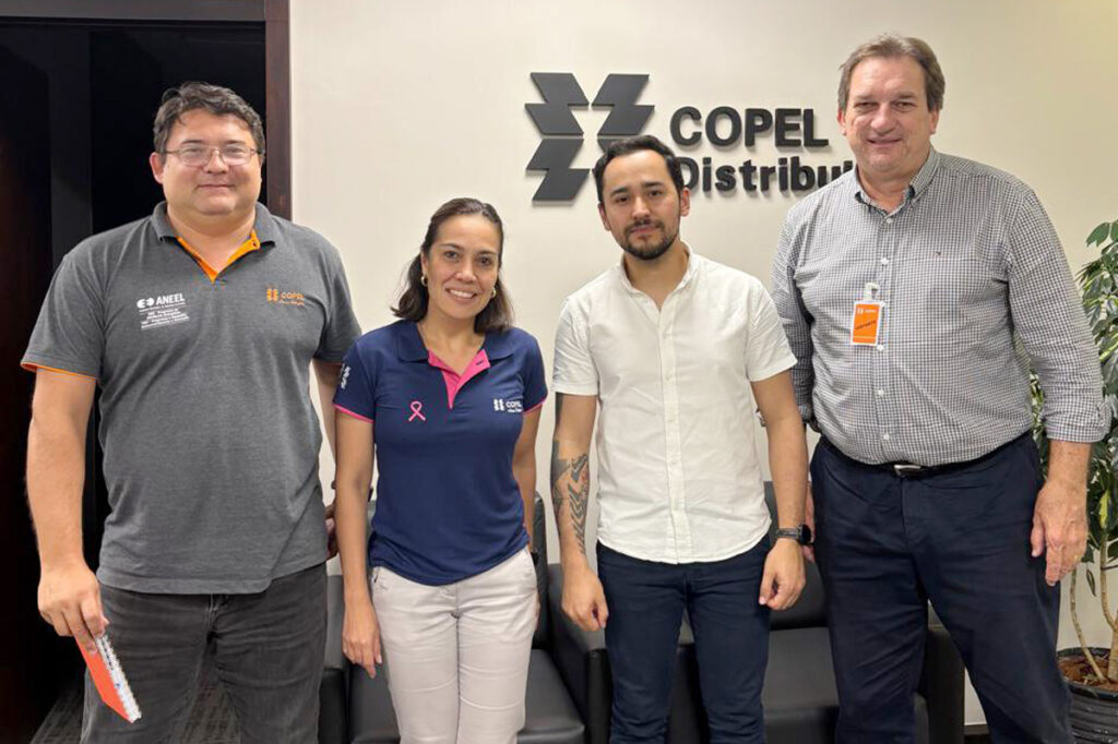Participaram da reunião Julio Omori, diretor comercial da Copel Distribuição; Karine Torres, diretora de operação e manutenção da Copel Distribuição; Luiz Eliezer da Gama Ferreira, técnico do Departamento Técnico e Econômico (DTE) do Sistema FAEP; e João Arthur Mohr, Superintendente da FIEP